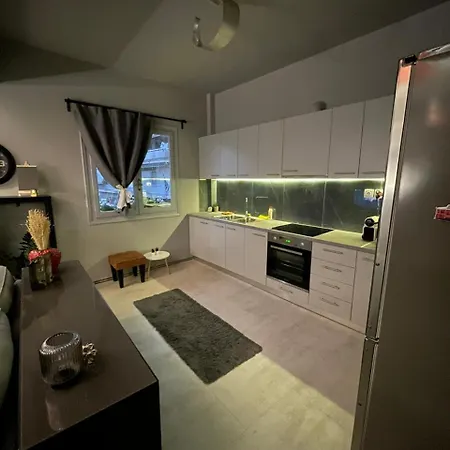 Victoria Penthouse Apartment *
